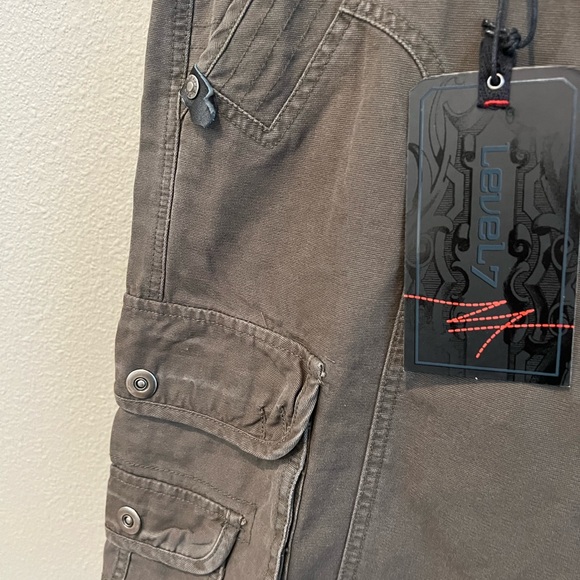 NWT Level 7 cargo shorts 🩳 size 40 - Picture 3 of 11